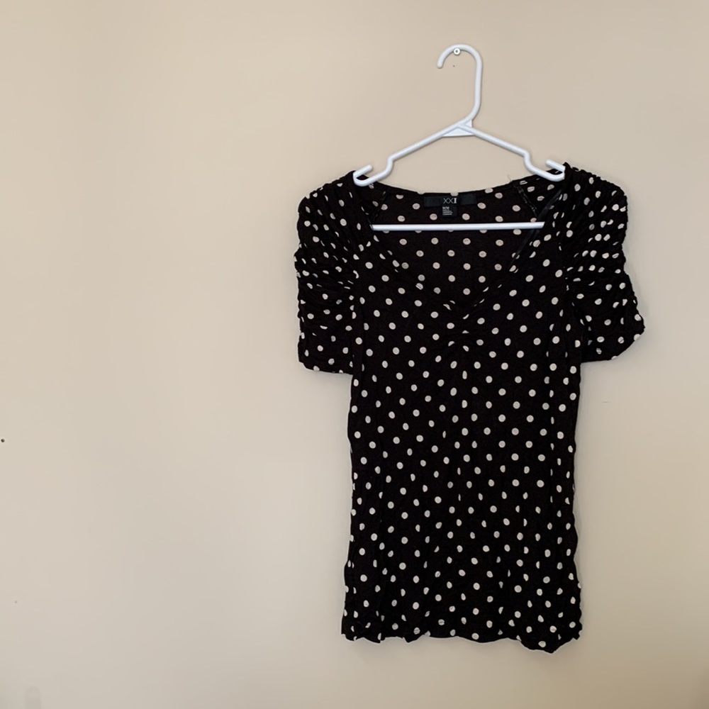 Polka dot top - Medium